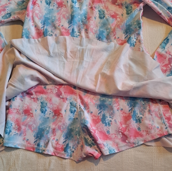 Uniquebella women's XL swimsuit rashguard, bra inserts, 1/2 Zip - Picture 10 of 11